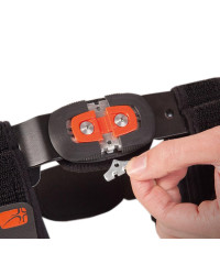 Orteza stawu kolanowego z policentrycznymi szynami bocznymi z regulacją zakresu ruchomości GenuFIT 25A Ortho Service