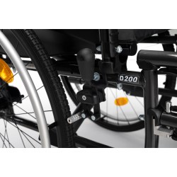 Wózek inwalidzki ręczny D200 Vermeiren