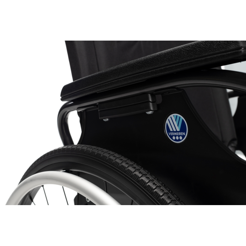 Wózek inwalidzki ręczny D200 Vermeiren