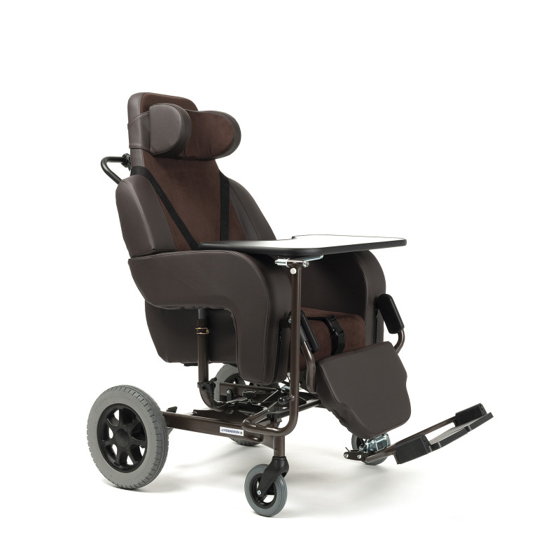 Specjalny wózek inwalidzki pielęgnacyjny Coraille Vermeiren