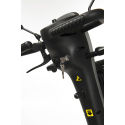 Czterokołowy elektryczny skuter inwalidzki Eris Vermeiren