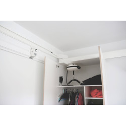 Podnośnik Sufitowy Luna Winncare – Innowacja i Bezpieczeństwo w Opiece Nad Pacjentami