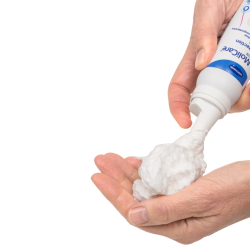 MoliCare Skin Protektor pianka ochronna do okolic intymnych 100 ml