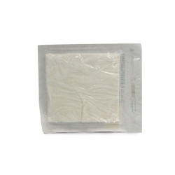 Kompres Do Trachestomii Włókninowy z Nacięciem Y 10x10 2szt Matoviles